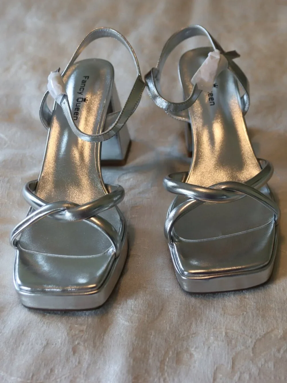 Fancy Queen Size 9 Silver Metalic Square Toe Platform Sandal Adjustable Straps